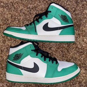Air Jordan 1 Mid - Pine Green